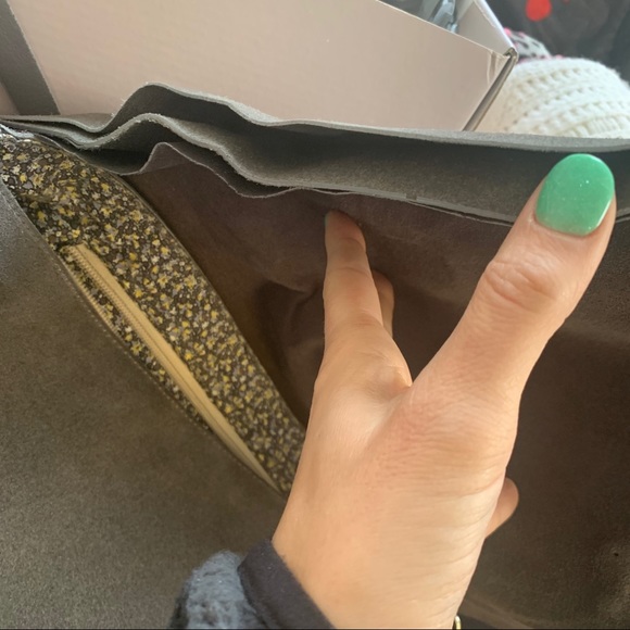 Lia Numa gray suede cross body satchel purse - Picture 7 of 7